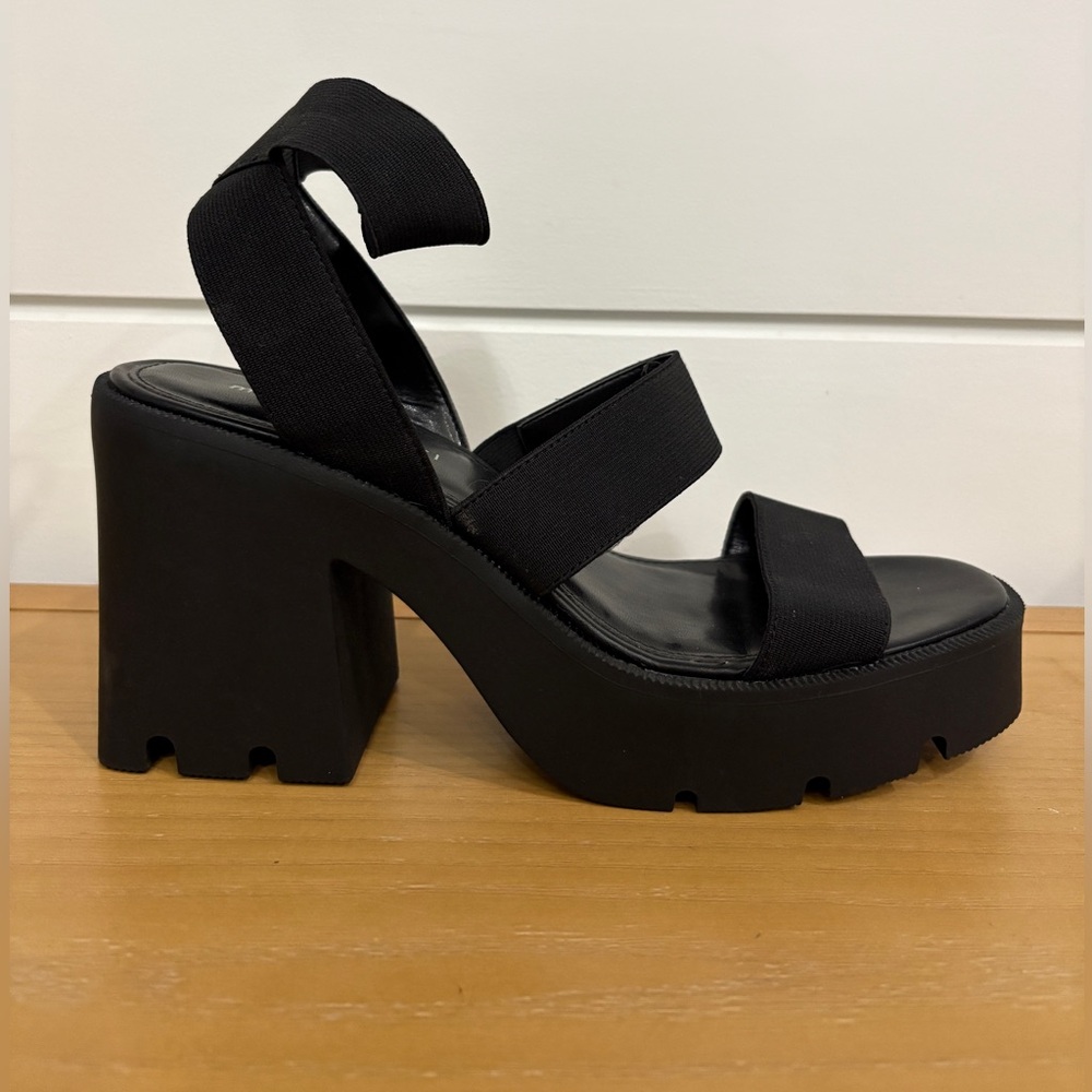 Madden Girl Black Platform Sandals